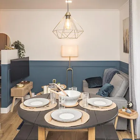 Le Jardin Des Charmilles - Proche Hypercentre Troyes